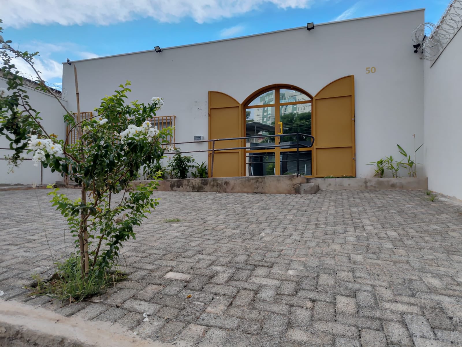 Entrada do consultório, no bairro Tabajaras